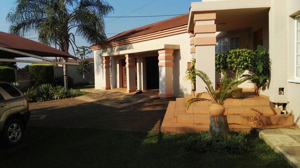 Ezulwini Guest House Exterior photo