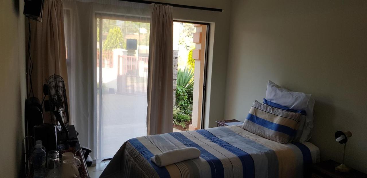 Ezulwini Guest House Exterior photo